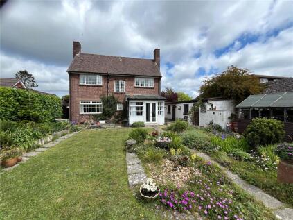 Meadow Road, Ringwood, Hampshire, BH24