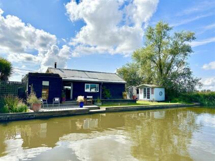 Riverside, Repps With Bastwick, NR29