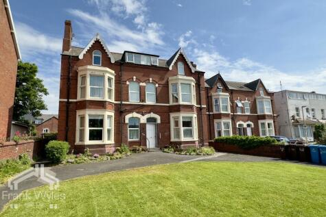 Lytham St Annes - 10 bedroom block of apartments for sale