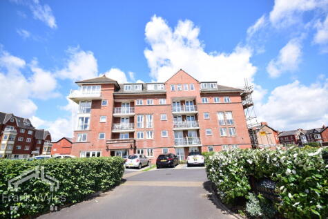 Lystra Court, 103-107 South Promenade, Lytham St Annes, FY8 1NP
