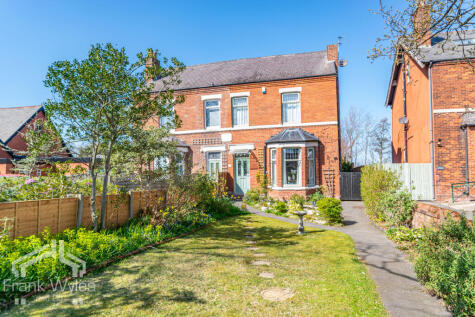 St Annes Road East, Lytham St. Annes, FY8 3NF