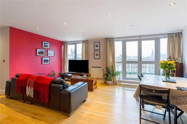 Living/Dining Area
