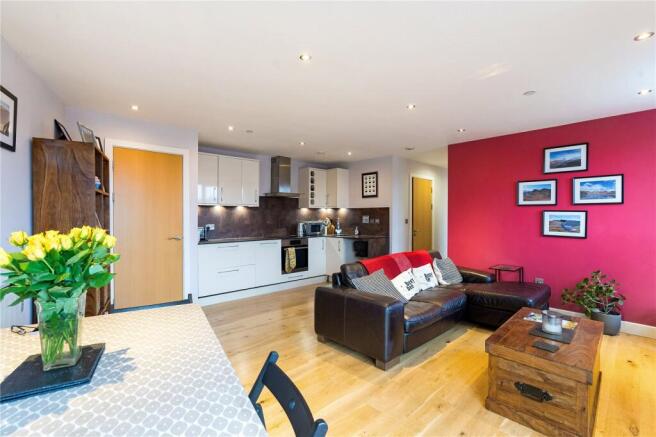 Kit/Living/Dining