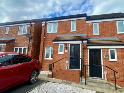 Coventry - 2 bedroom end of terrace house