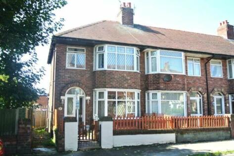 Blackpool - 3 bedroom end of terrace house