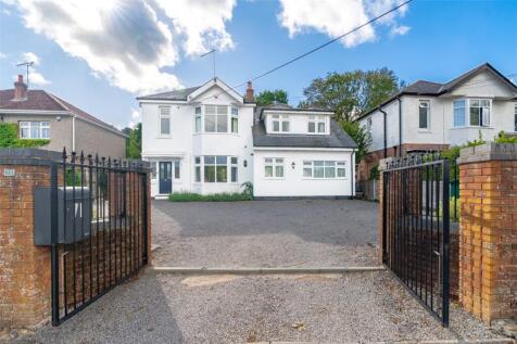 Clarendon Road, Broadstone, Dorset, BH18