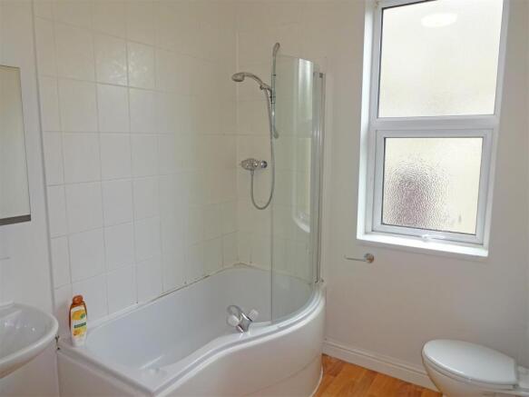 Bath 1.jpg