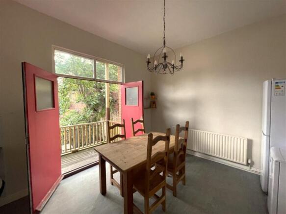 3 Moor End Kitchen.jpg