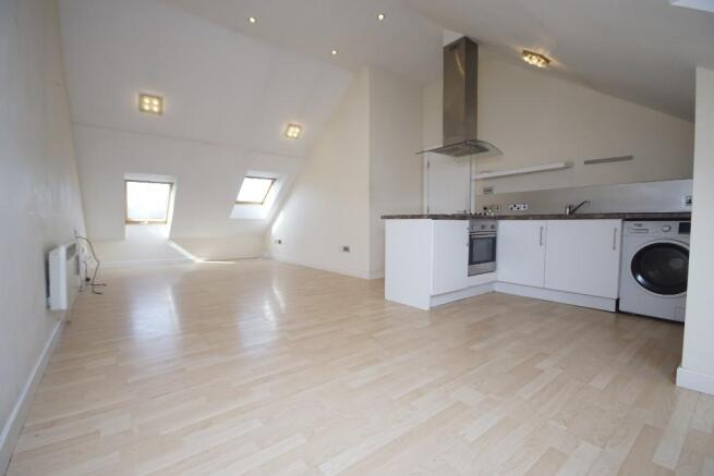 Lounge / Kitchen