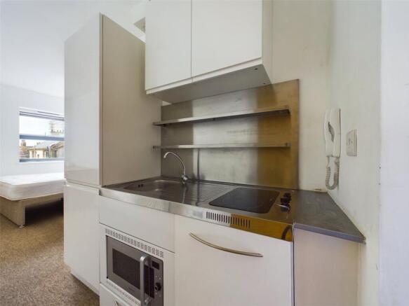 Kitchen-Flat-To-Rent