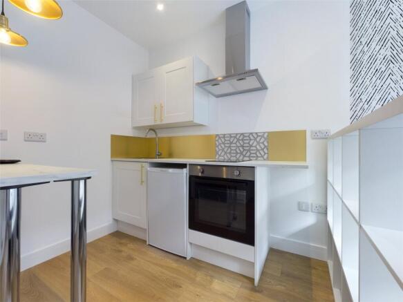 Kitchen-Room-To-Rent