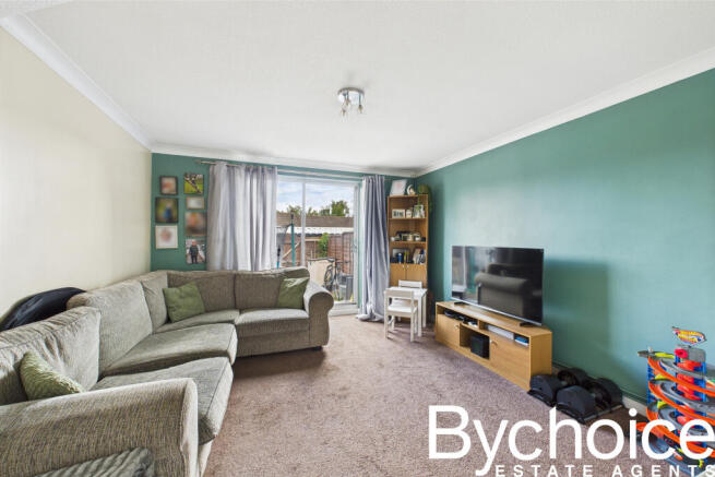 CAM05454G0-PR0005-STILL002