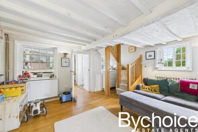 CAM05454G0-PR0026-STILL008