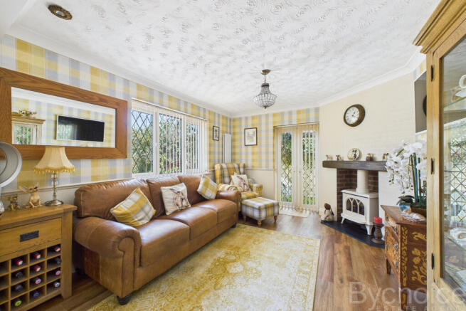 CAM05454G0-PR0043-STILL029