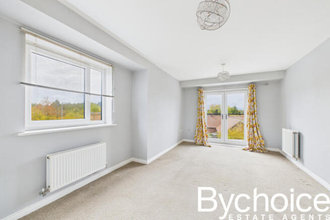 CAM05454G0-PR0066-STILL004