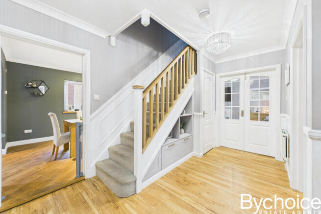 CAM05454G0-PR0070-STILL001