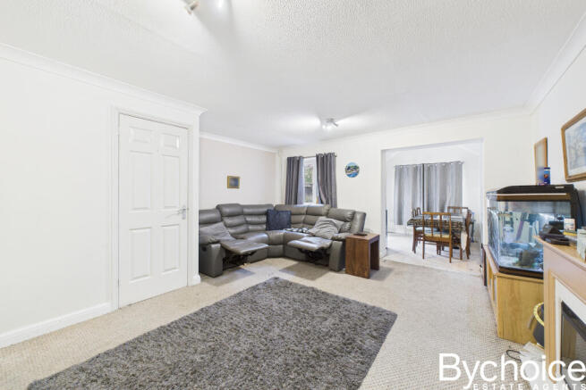 CAM05454G0-PR0076-STILL003