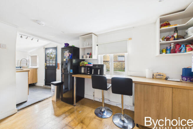 CAM05454G0-PR0078-STILL004