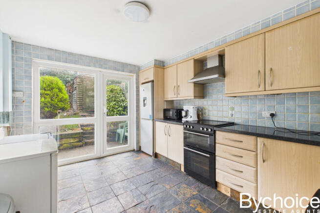 CAM05454G0-PR0106-STILL001