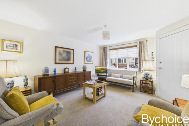 CAM05454G0-PR0110-STILL007