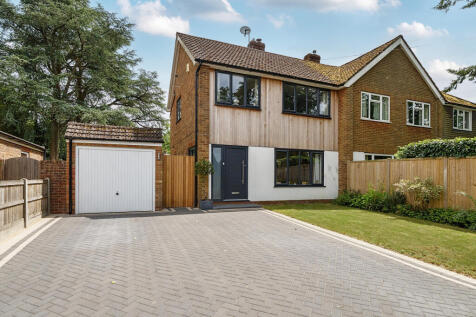 Wrecclesham Hill, Farnham, GU10