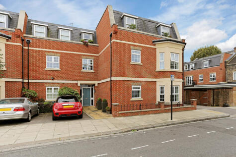 Carelia Court, London, W4