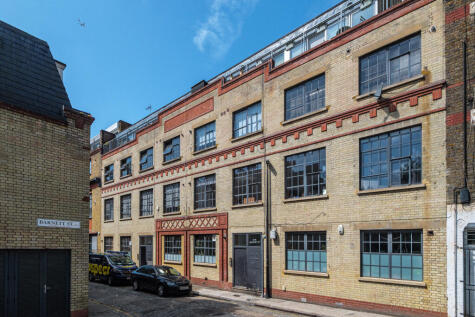 Rampart Street, London, E1