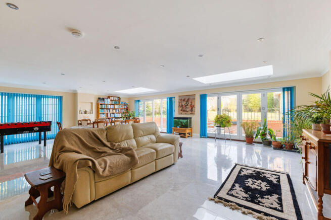 Open Plan Sitting/Dining Room