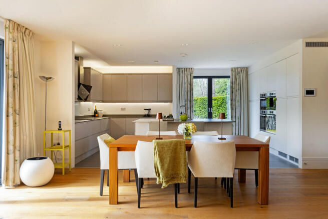 Kitchen-dining