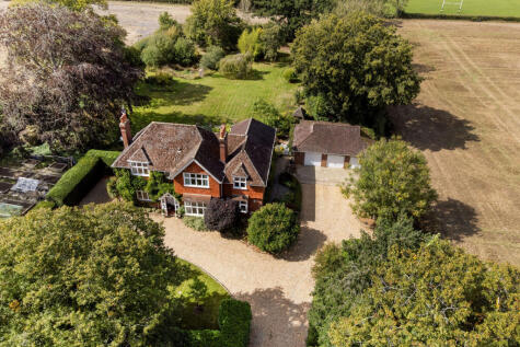 Two Mile Ash Road, Horsham, RH13