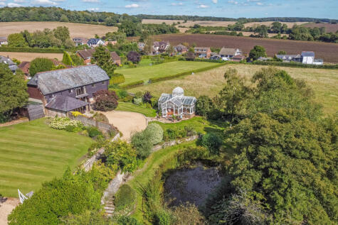 East Meon Road, Clanfield, PO8