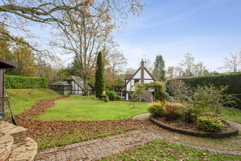 London Road, Liphook, GU30