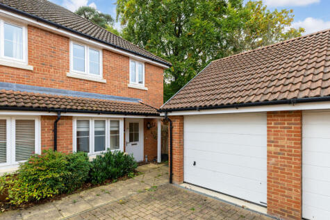 Rudgard Way, Liphook, GU30
