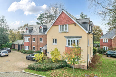 Rudgard Way, Liphook, GU30