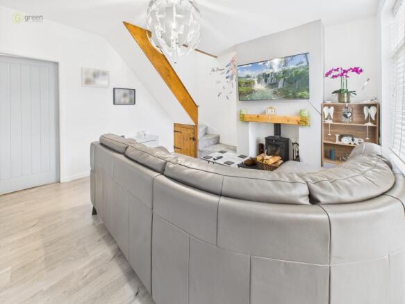 cam04425g0pr0330still005