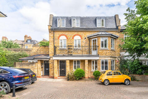 Sycamore Mews, London, SW4