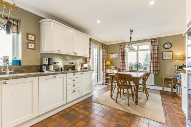 Kitchen/Breakfast Room