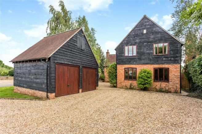 4 Bedroom Detached House For Sale In Whales Lane Marsh Gibbon