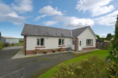 Whitland - 4 bedroom detached bungalow for sale