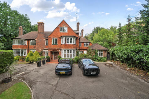 Carew Road, Northwood, HA6