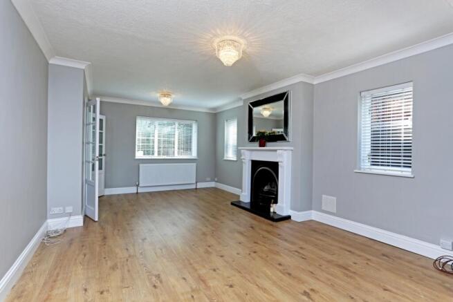 171a Hempstead Rd...