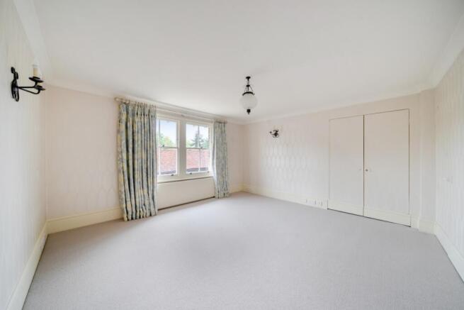 1349642-22-68b96d...