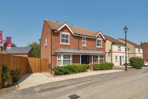 Uptons Garden, Whitminster, GL2