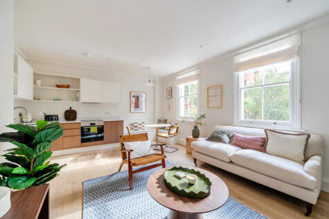 Pembroke Road, London, W8