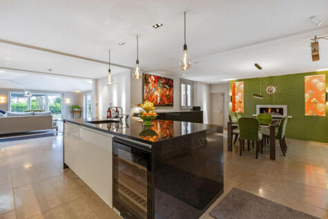 Station Road, Sunningdale, SL5