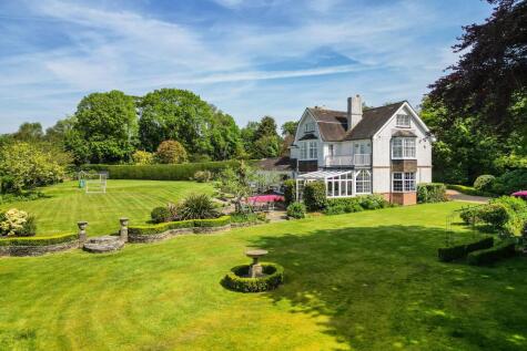 New Pond Hill, Cross In Hand, TN21