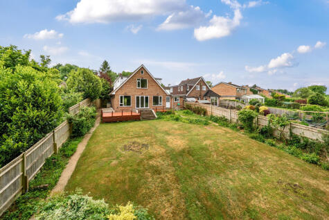 Asher Reeds, Langton Green, TN3