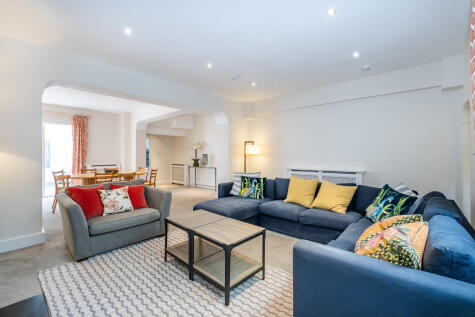 Charlwood Street, LONDON, SW1V