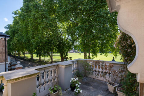 Vincent Square, London, SW1P