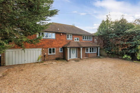 High Pine Close, Weybridge, KT13